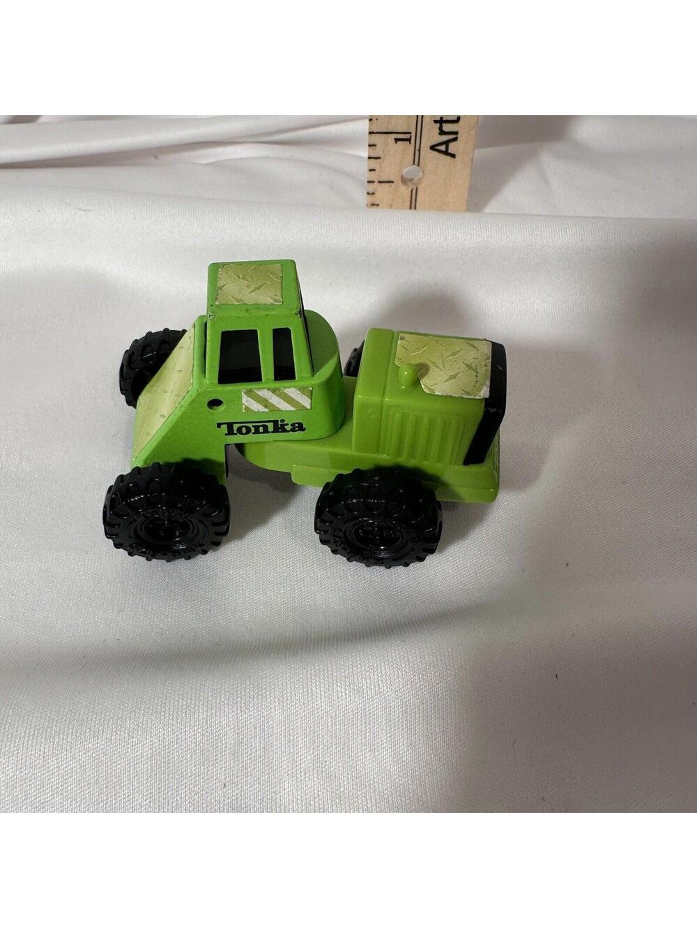 2003 Tonka Green Tractor, Made for McDonald's, Made in China